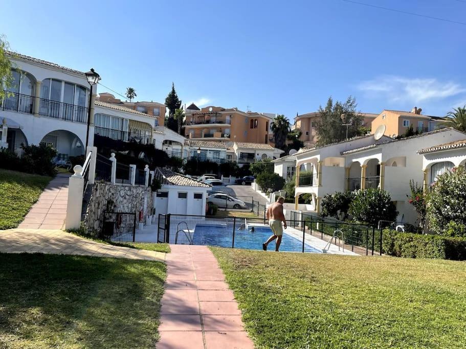 Lux 2 Kmr App Stella Blanca Met Zwembaden Airco En Zeezicht Apartamento Fuengirola Exterior foto